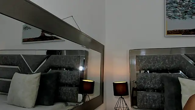 Slut Milf  online show from March 29, 2026, 1:24 pm