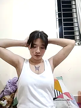 Cool  girl online show from March 9, 2025, 5:39 pm