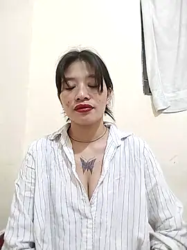 Cool  girl online show from March 10, 2025, 8:56 pm