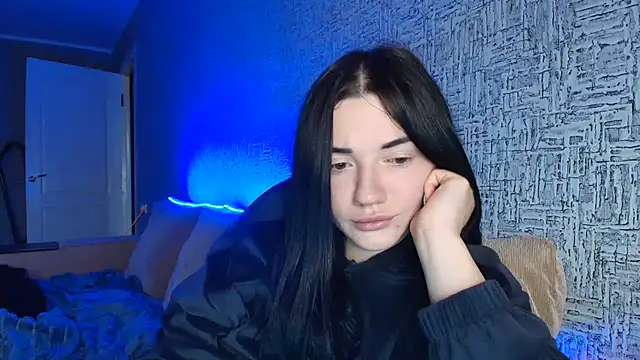 Snapshot of Liana_diva chatting on November 16, 2025, 8:19 am Liana diva online show from November 16, 2025, 8:19 am