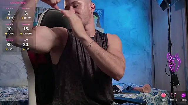 AxelFairchaild online show from February 19, 2026, 3:09 pm