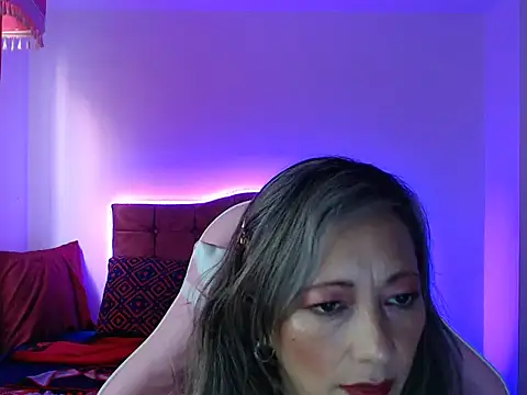 Snapshot of Melanyy_100 chatting on January 9, 2025, 8:55 pm Melanyy 100 online show from January 9, 2025, 8:55 pm