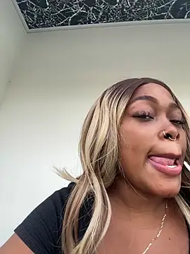 Lilybaudinx96 online show from December 3, 2025, 3:22 pm