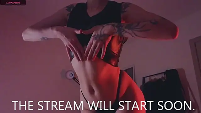 Snapshot of Space_X_Roxy_ chatting on September 13, 2025, 9:09 am Space X Roxy  online show from September 13, 2025, 9:09 am