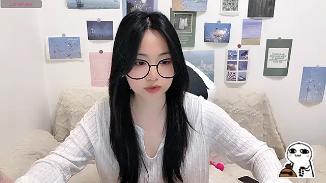 LiLiYbaby online show from February 28, 2026, 6:02 am