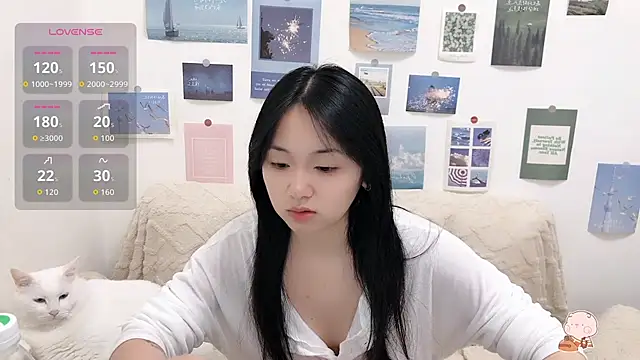 Snapshot of LiLiYbaby chatting on October 14, 2025, 6:36 am LiLiYbaby online show from October 14, 2025, 6:36 am