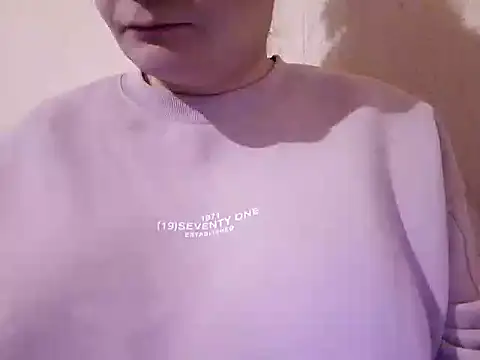 AalinnaK online show from December 15, 2024, 3:20 pm