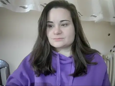 Snapshot of AalinnaK chatting on February 8, 2026, 8:45 am AalinnaK online show from February 8, 2026, 8:45 am