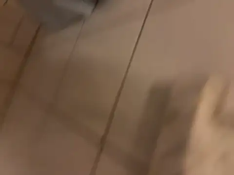 daubine46 online show from April 16, 2026, 5:08 am