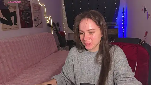 Emillias online show from February 19, 2026, 8:00 am