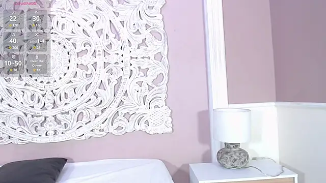 Snapshot of SamanthaPierce chatting on March 7, 2025, 12:01 pm SamanthaPierce online show from March 7, 2025, 12:01 pm