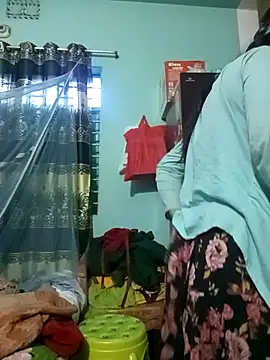 Snapshot of Sumi-roy chatting on February 18, 2026, 4:10 am Sumi-roy online show from February 18, 2026, 4:10 am