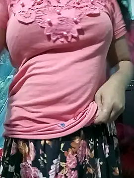 Snapshot of Sumi-roy chatting on February 15, 2026, 6:36 am Sumi-roy online show from February 15, 2026, 6:36 am