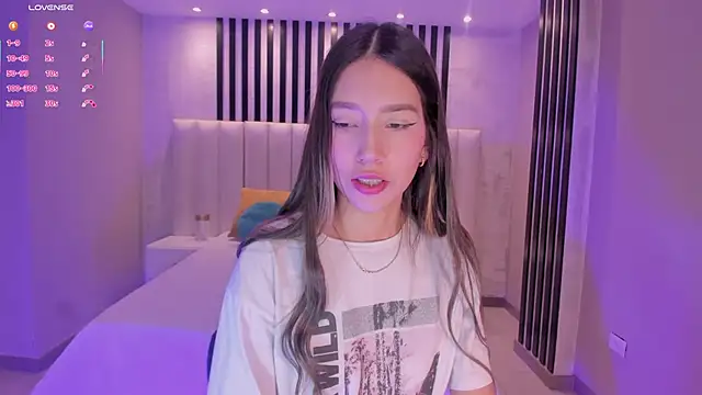 TaraLawrence online show from November 30, 2025, 4:57 am