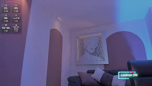 Snapshot of MaddisonLowe chatting on February 11, 2026, 8:52 pm MaddisonLowe online show from February 11, 2026, 8:52 pm