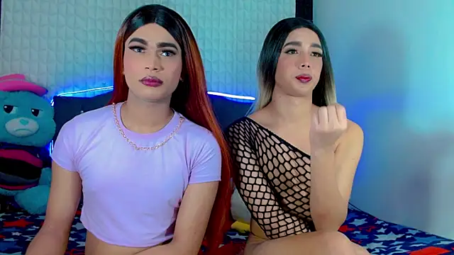 Snapshot of Hellen_moons__ chatting on February 17, 2025, 8:06 pm Hellen moons online show from February 17, 2025, 8:06 pm