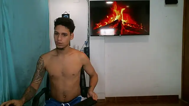 JacobandChloee online show from March 30, 2026, 9:38 pm