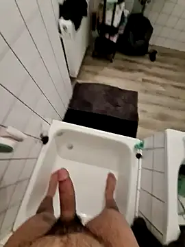 Snapshot of Cem-aus-Nrw-Krefeld chatting on January 19, 2025, 3:32 pm Cem-aus-Nrw-Krefeld online show from January 19, 2025, 3:32 pm