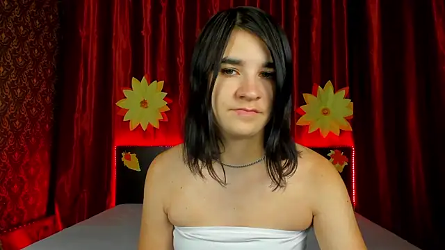 Snapshot of _Polly_Love_ chatting on October 28, 2025, 7:07 am Polly Love online show from October 28, 2025, 7:07 am