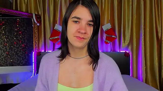 Snapshot of _Polly_Love_ chatting on December 14, 2025, 7:25 am Polly Love online show from December 14, 2025, 7:25 am