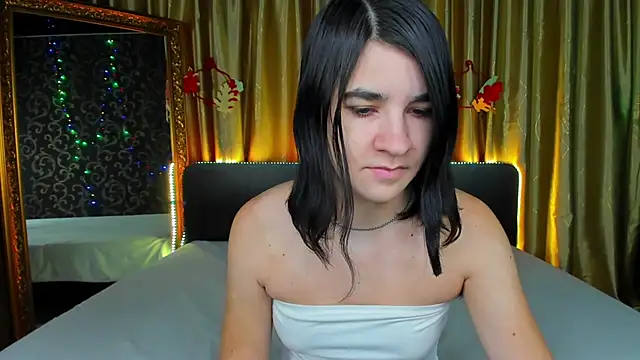 Snapshot of _Polly_Love_ chatting on November 28, 2025, 7:08 am Polly Love online show from November 28, 2025, 7:08 am