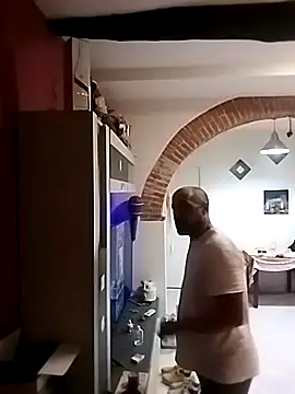 affascino online show from November 30, 2025, 9:04 pm