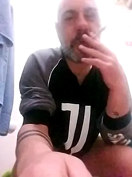 Snapshot of affascino chatting on February 14, 2026, 7:08 am affascino online show from February 14, 2026, 7:08 am