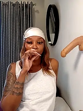 DickDiva1 online show from April 17, 2026, 5:43 am