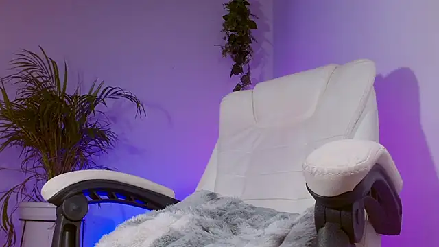 keily scot online show from December 28, 2024, 11:26 pm