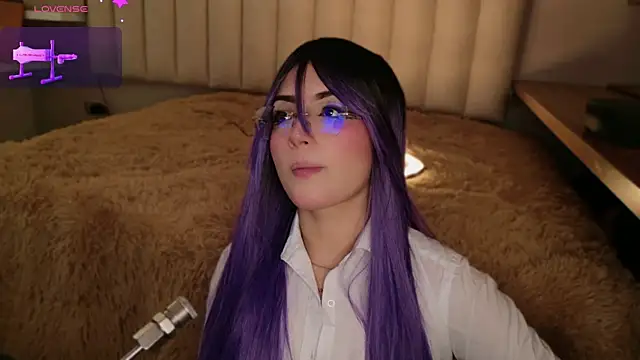 Snapshot of Megan_mooree_ chatting on October 22, 2025, 1:43 pm Megan mooree online show from October 22, 2025, 1:43 pm