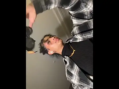 Abby bella09 online show from November 9, 2025, 11:09 pm