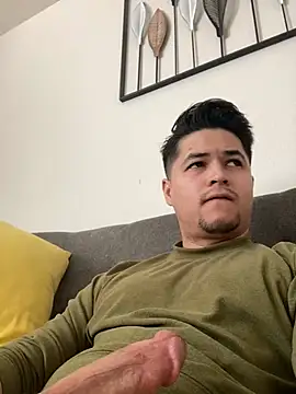 Serious James27 online show from December 4, 2024, 4:32 pm