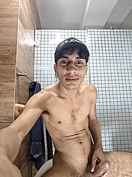 Snapshot of divinityros chatting on November 21, 2025, 5:39 am divinityros online show from November 21, 2025, 5:39 am