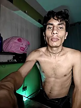 Snapshot of divinityros chatting on October 18, 2025, 3:52 am divinityros online show from October 18, 2025, 3:52 am