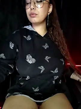 Snapshot of liannalee_ chatting on November 20, 2025, 10:09 pm liannalee online show from November 20, 2025, 10:09 pm