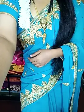 yourtamilcouple online show from September 18, 2025, 4:48 am