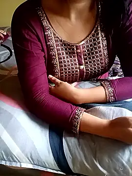 Snapshot of yourtamilcouple chatting on March 17, 2026, 5:54 am yourtamilcouple online show from March 17, 2026, 5:54 am