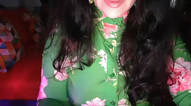 Snapshot of CronacaErotica chatting on January 29, 2025, 5:24 pm CronacaErotica online show from January 29, 2025, 5:24 pm