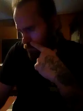 Snapshot of RobStrokes215 chatting on March 2, 2025, 10:13 pm RobStrokes215 online show from March 2, 2025, 10:13 pm