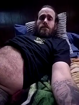 Snapshot of RobStrokes215 chatting on March 3, 2025, 4:54 am RobStrokes215 online show from March 3, 2025, 4:54 am