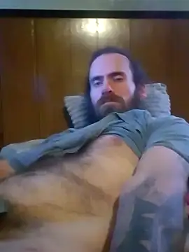 Snapshot of RobStrokes215 chatting on January 31, 2025, 6:47 pm RobStrokes215 online show from January 31, 2025, 6:47 pm