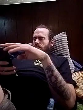 Snapshot of RobStrokes215 chatting on March 3, 2025, 7:57 am RobStrokes215 online show from March 3, 2025, 7:57 am