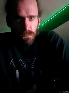 Snapshot of RobStrokes215 chatting on September 13, 2025, 4:45 am RobStrokes215 online show from September 13, 2025, 4:45 am