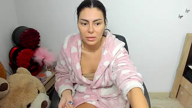 kilenyapatrice online show from March 10, 2026, 12:20 pm