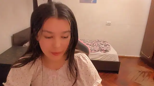 LunaXmii online show from March 3, 2025, 10:20 pm