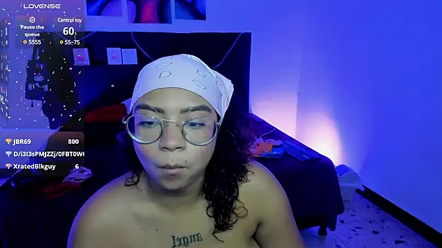 Snapshot of im_angels77 chatting on February 23, 2025, 2:40 am im angels77 online show from February 23, 2025, 2:40 am