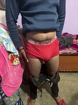 Snapshot of sexyboy09 chatting on December 17, 2025, 2:33 pm sexyboy09 online show from December 17, 2025, 2:33 pm