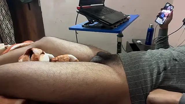 Snapshot of sexyboy09 chatting on November 2, 2025, 9:03 am sexyboy09 online show from November 2, 2025, 9:03 am