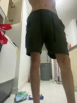 Deim  online show from April 14, 2026, 2:27 am