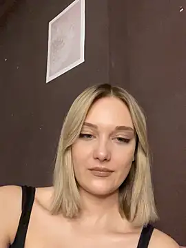 Alisa Rise online show from March 7, 2025, 9:48 pm